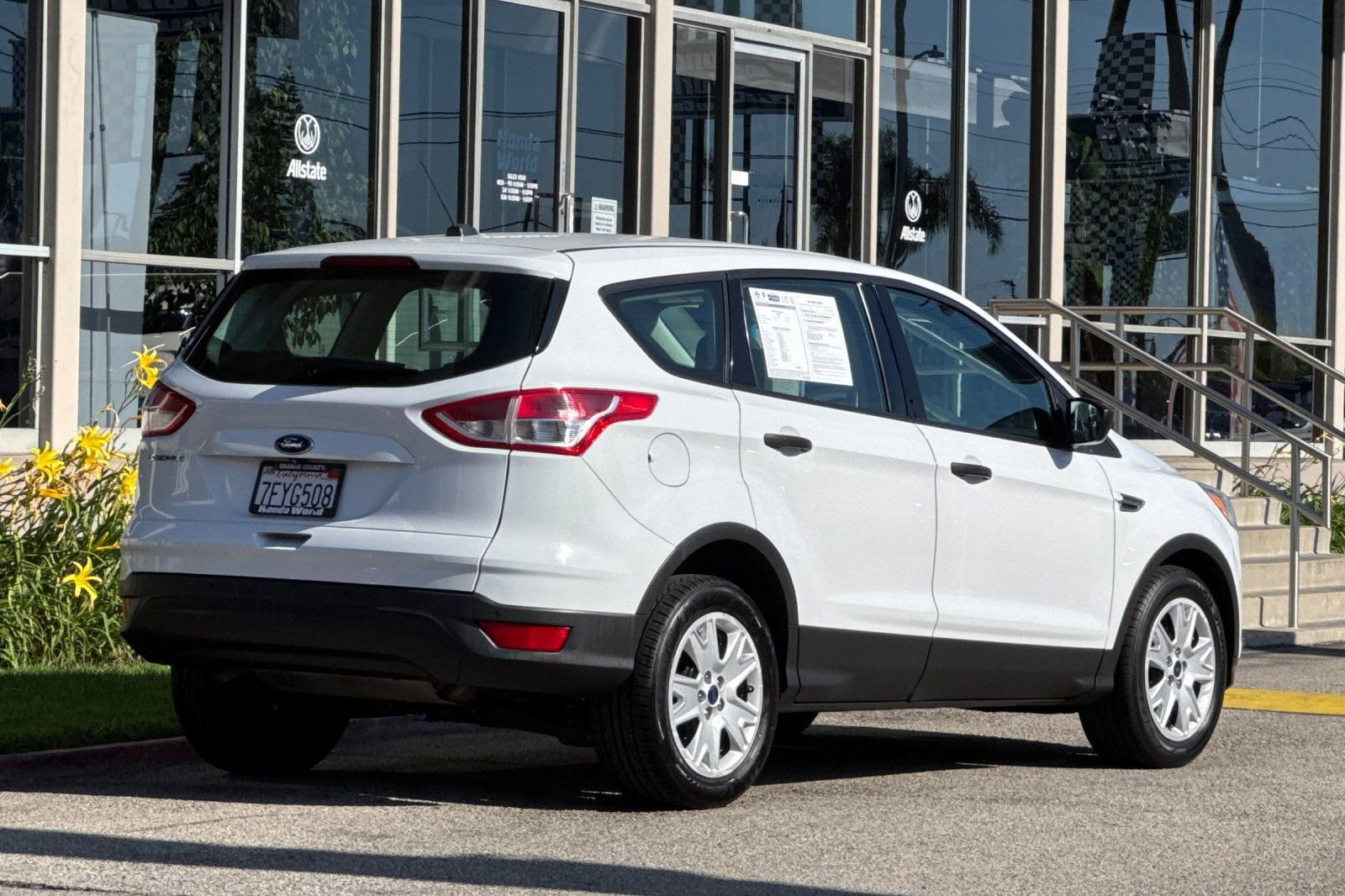 Used 2014 Ford Escape S FWD image 4