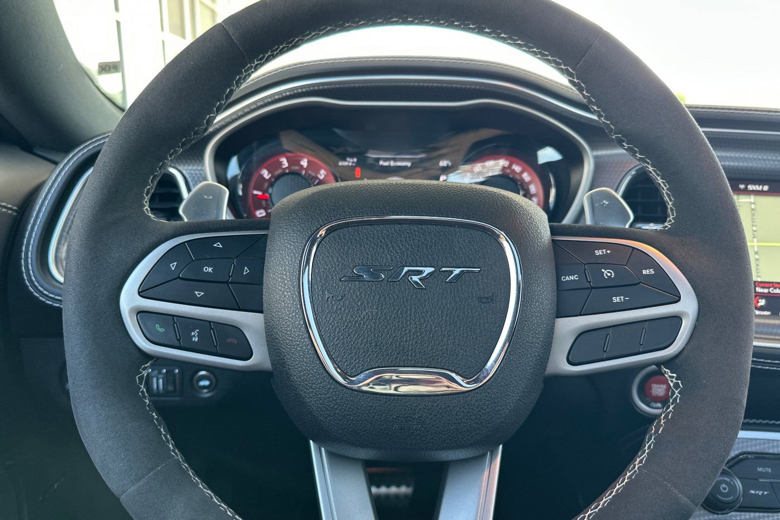 Used 2022 Dodge Challenger SRT Hellcat Redeye image 23