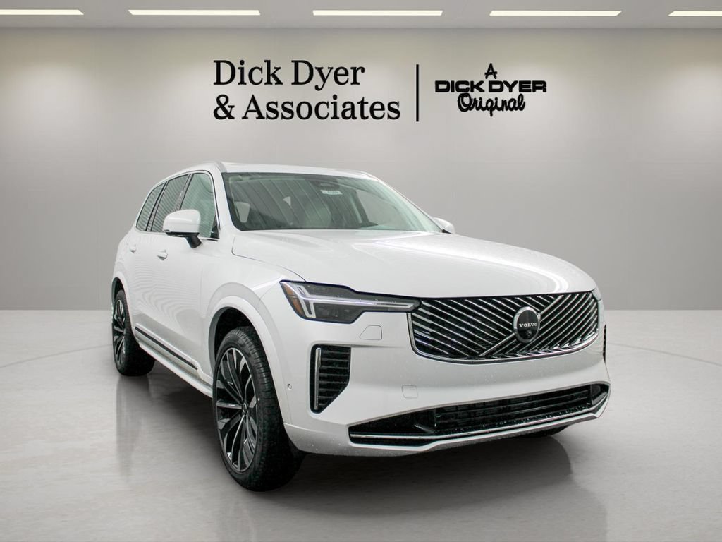 New 2026 Volvo XC90 B6 Ultra w/ Protection Package