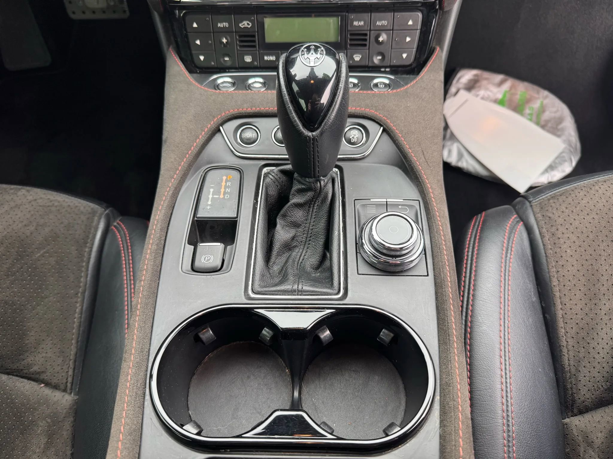 Used 2018 Maserati GranTurismo Sport image 31