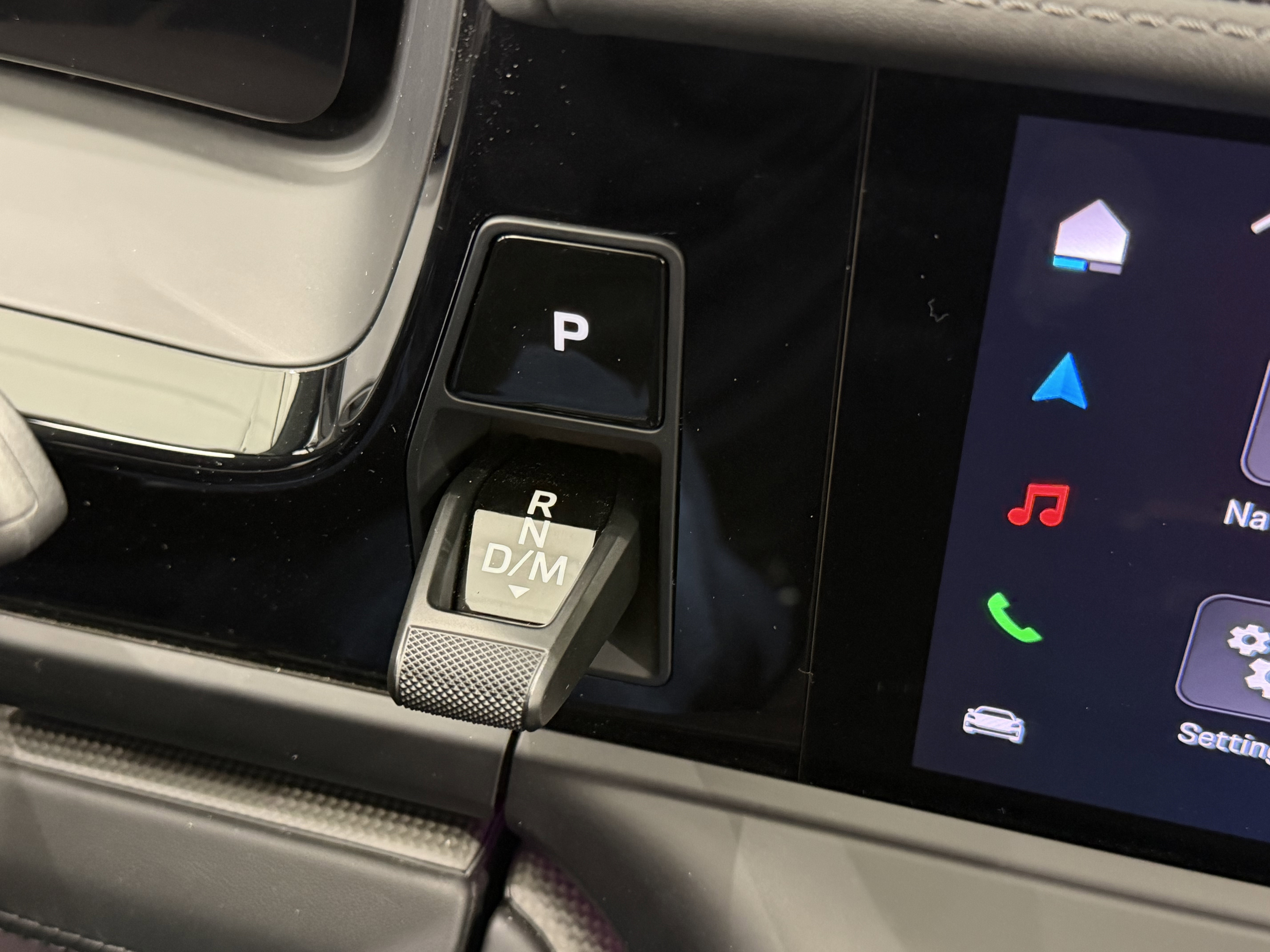 Used 2025 Porsche Panamera Turbo S image 40