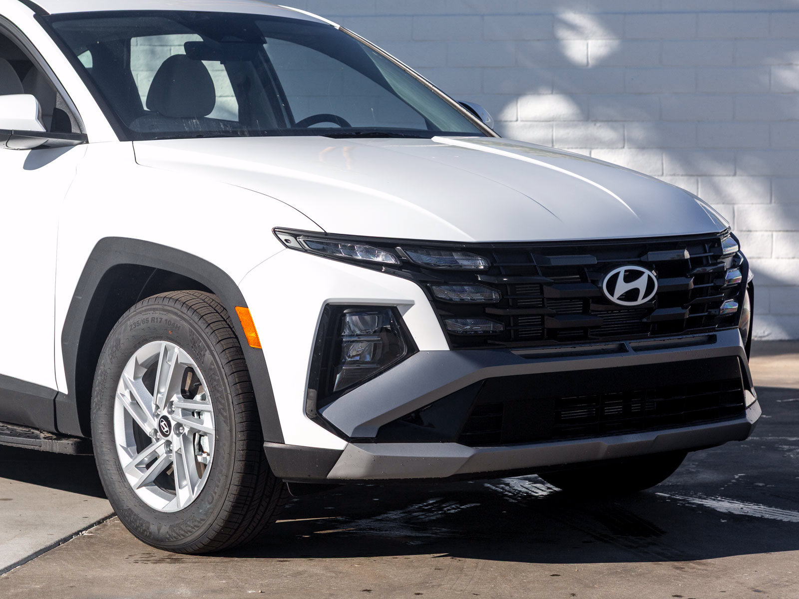 New 2025 Hyundai Tucson SE FWD image 3