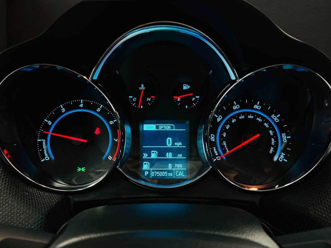 Used 2013 Chevrolet Cruze LT w/ All-Star Edition image 22