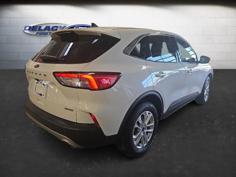 Used 2022 Ford Escape SE w/ Convenience Package image 5