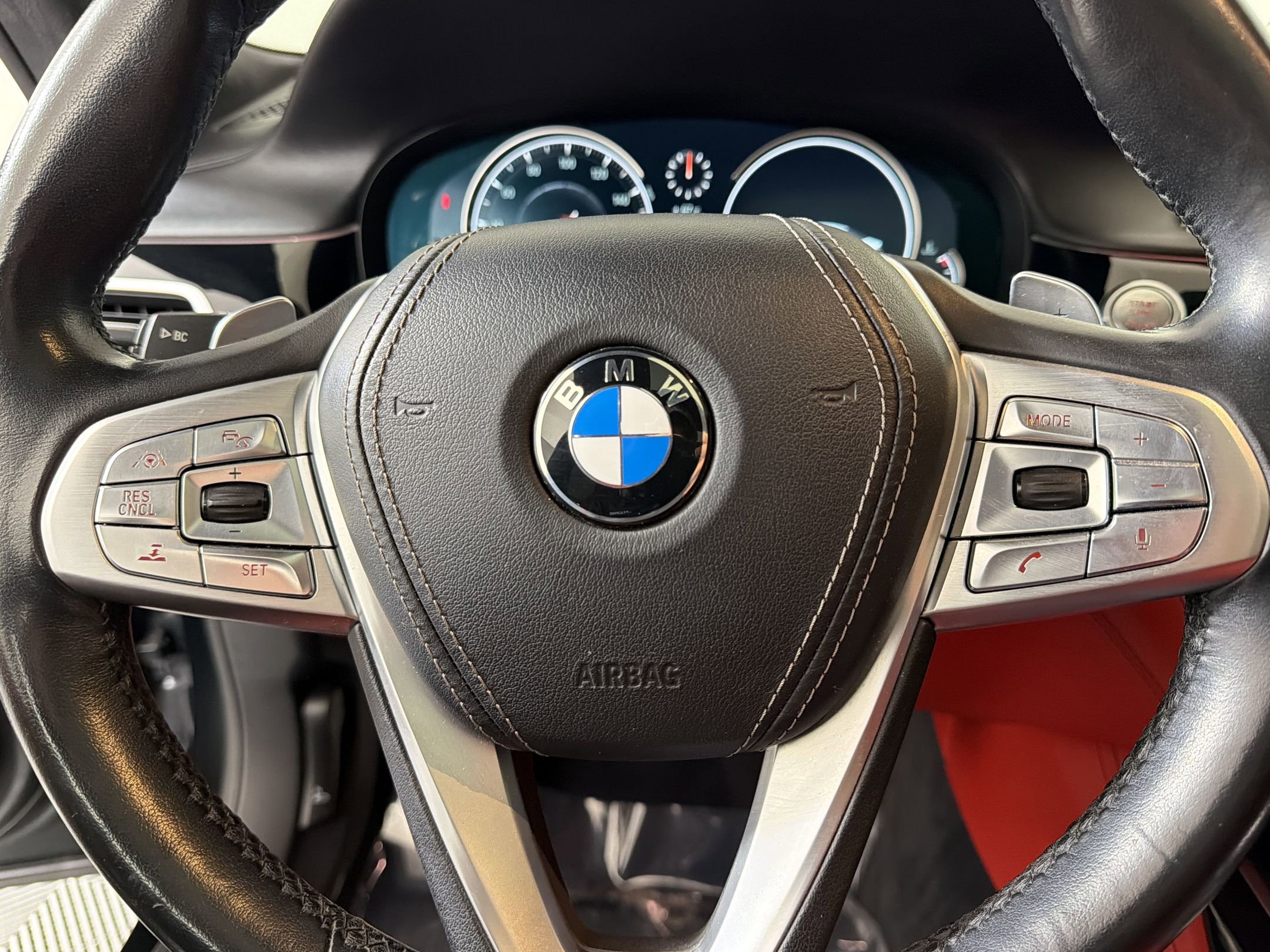 Used 2017 BMW 750i RWD image 19