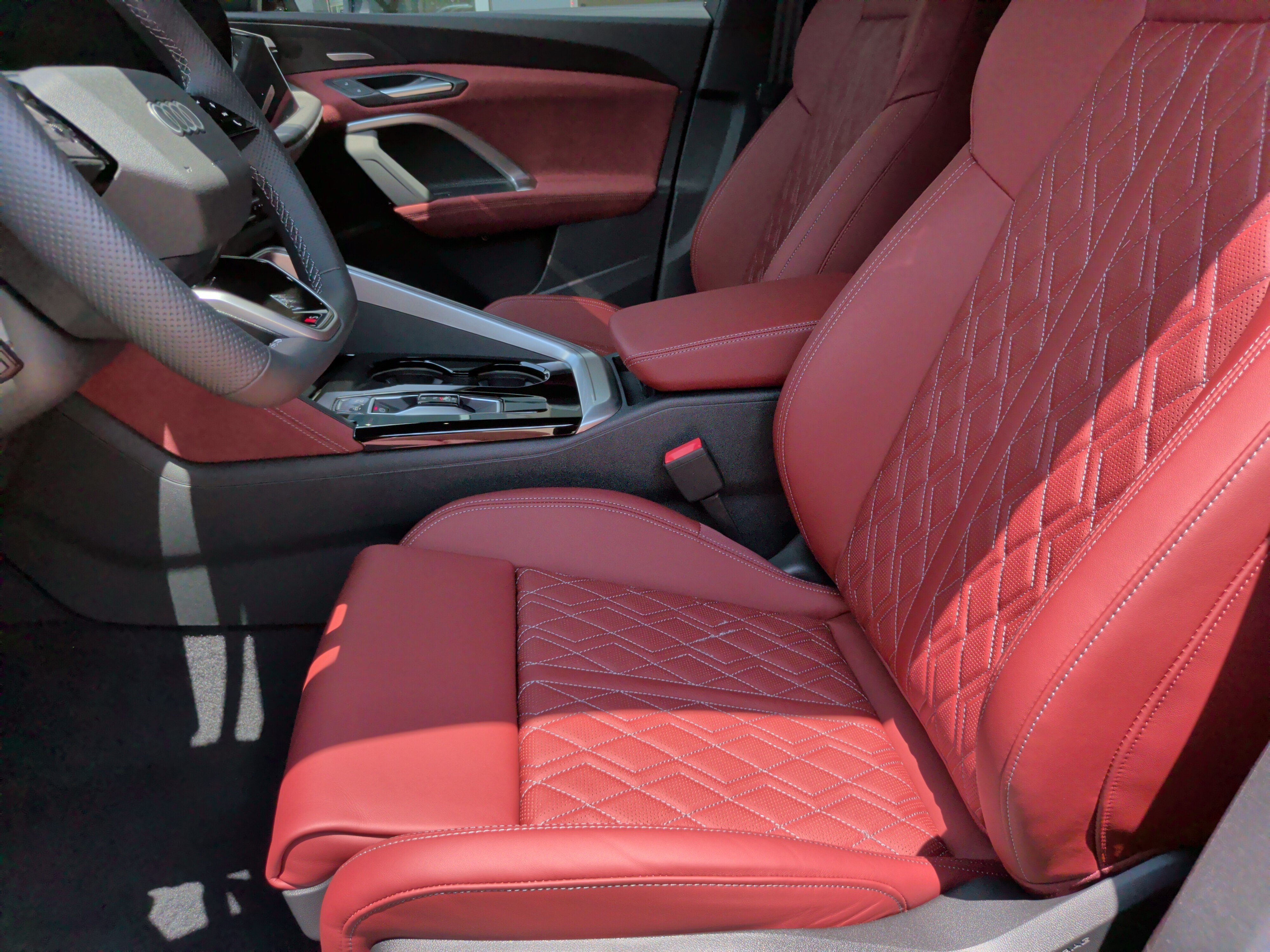 New 2026 Audi SQ5 Prestige AWD/4WD image 25