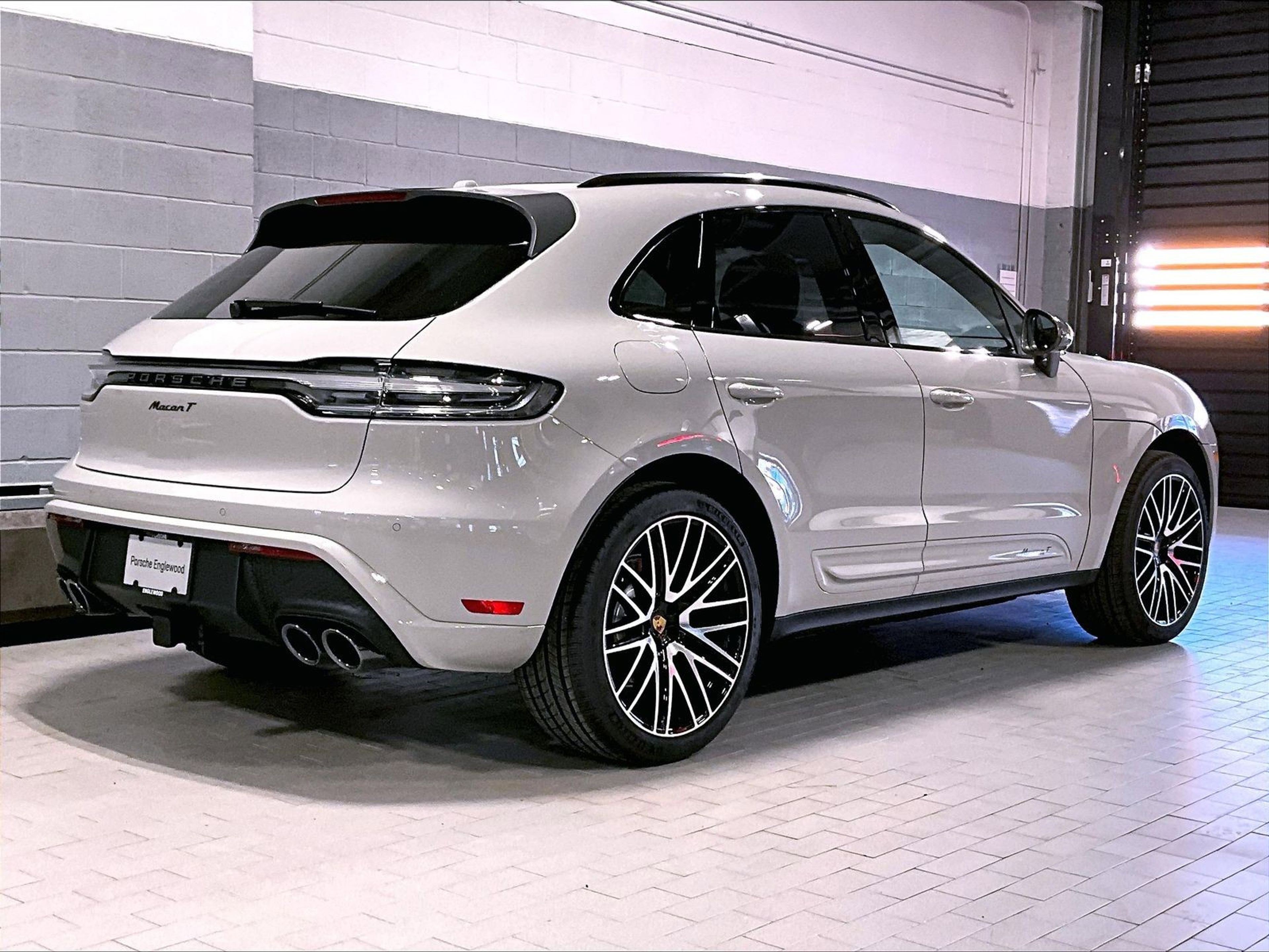 New 2026 Porsche Macan Turbo image 24