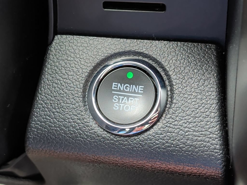 Used 2019 Ford Expedition Limited w/ Equipment Group 301A AWD/4WD image 26