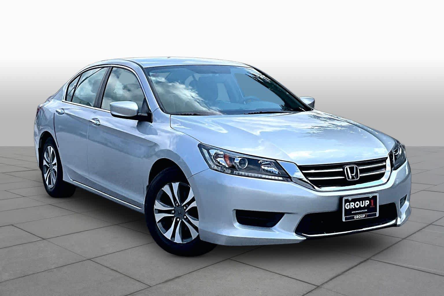 Used 2013 Honda Accord LX image 3
