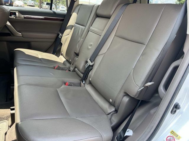 Used 2017 Lexus GX 460 AWD/4WD image 22