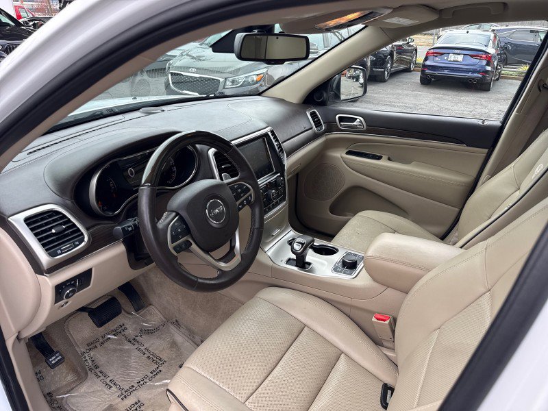 Used 2015 Jeep Grand Cherokee Overland w/ Advanced Technology Group image 17