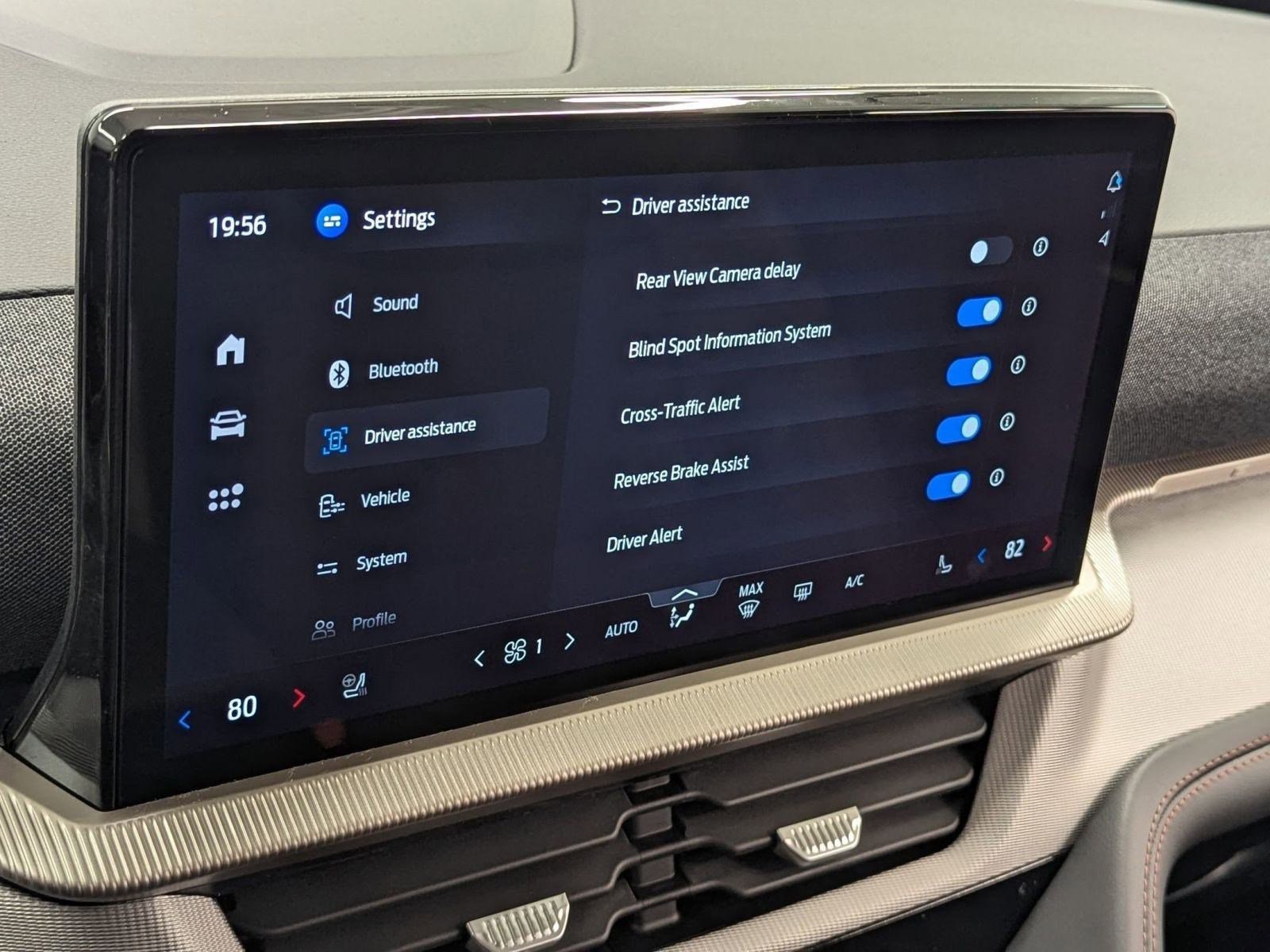New 2026 Ford Explorer Active w/ Active Comfort Package image 29