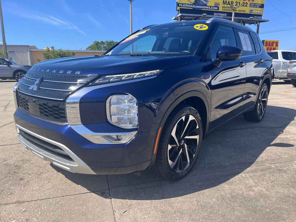 Used 2024 Mitsubishi Outlander SEL image 7