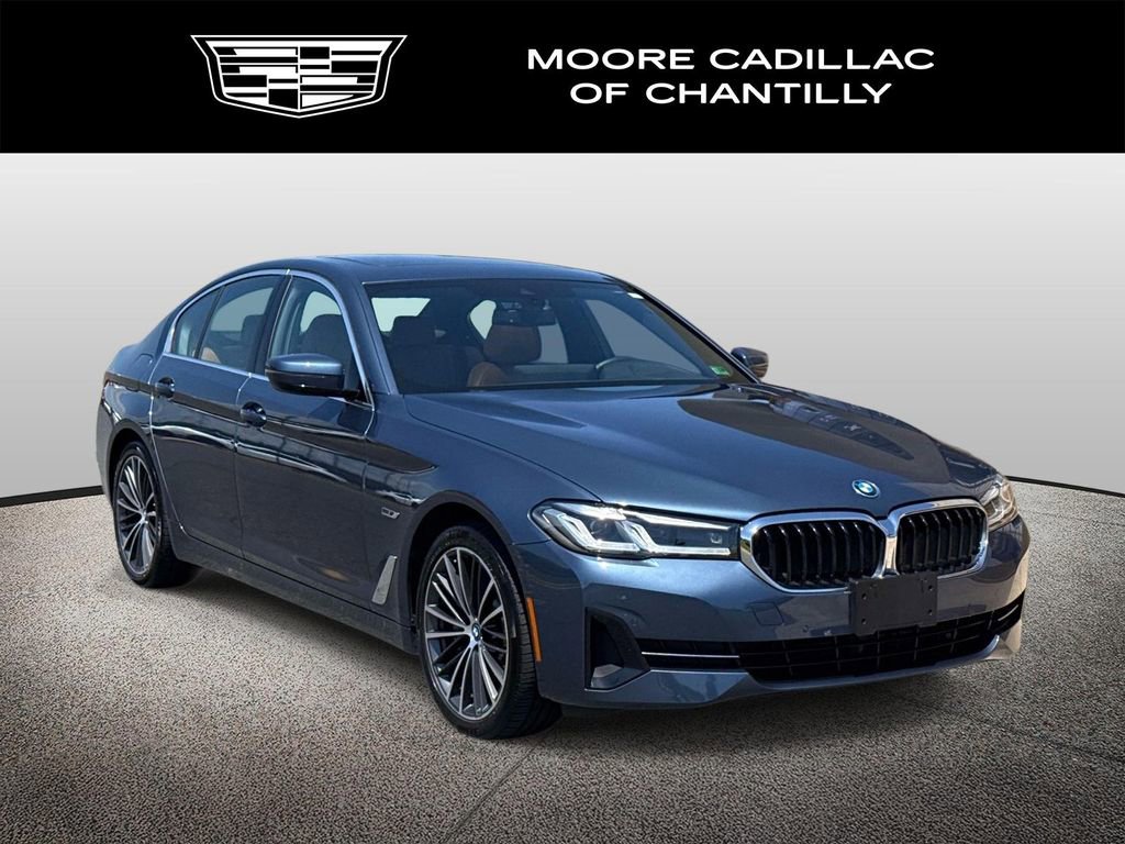 Used 2023 BMW 530e xDrive w/ Premium Package AWD/4WD image 1