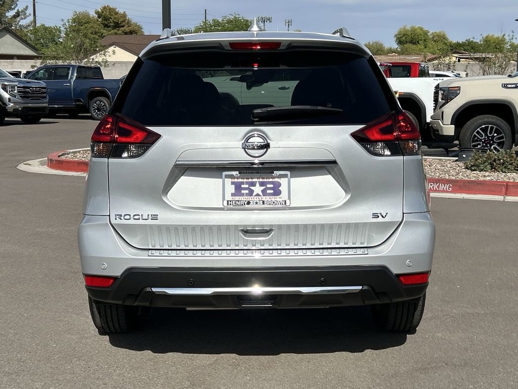 Used 2020 Nissan Rogue SV FWD image 7