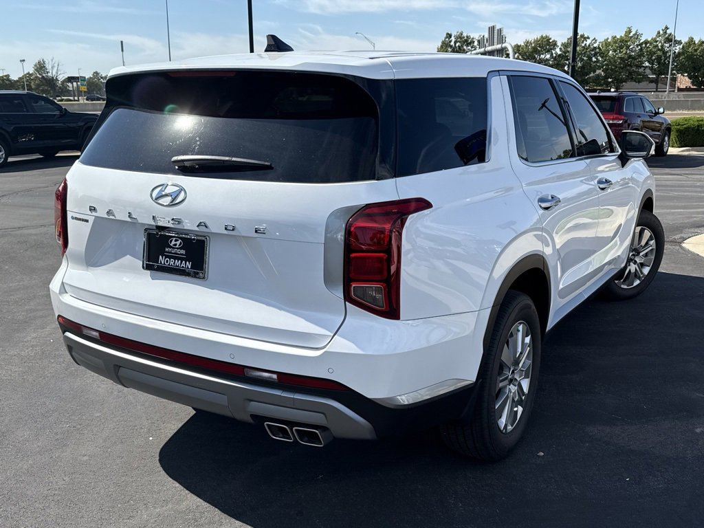 New 2025 Hyundai Palisade SE image 5