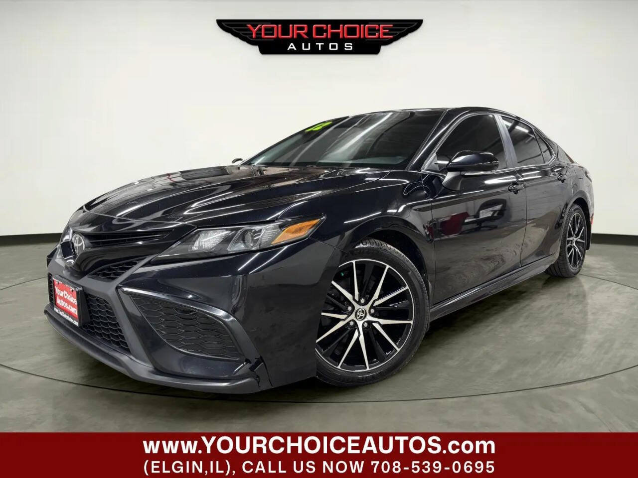 Used 2022 Toyota Camry SE w/ Cold Weather Package