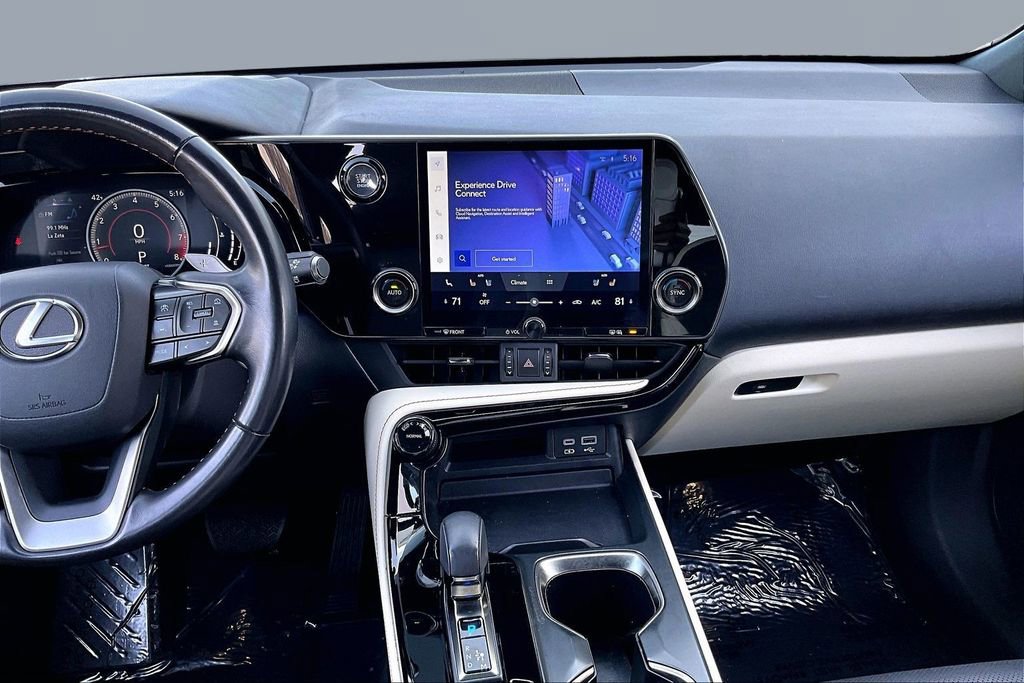 Used 2024 Lexus NX 250 FWD w/ Towing Package (2000 Lbs) image 11