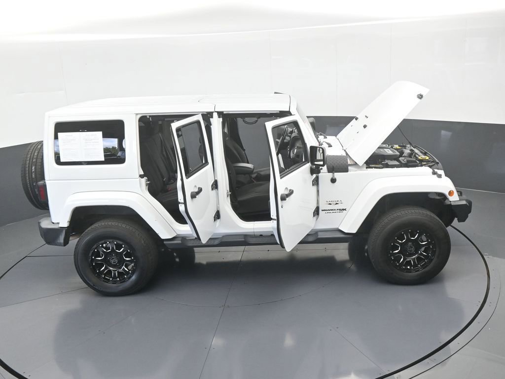 Used 2018 Jeep Wrangler Unlimited Sahara w/ Connectivity Group image 67