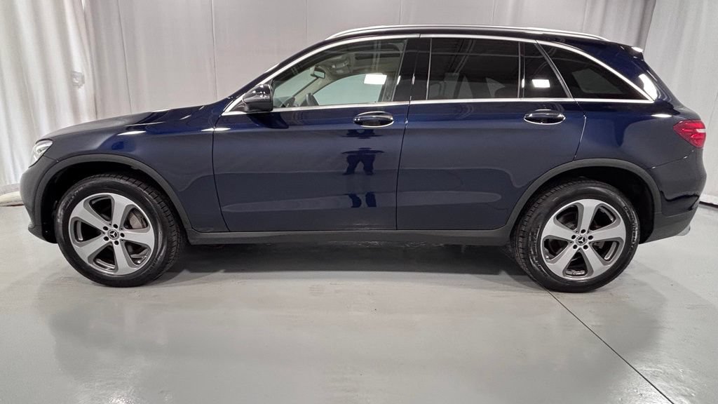 Used 2019 Mercedes-Benz GLC 300 4MATIC image 9