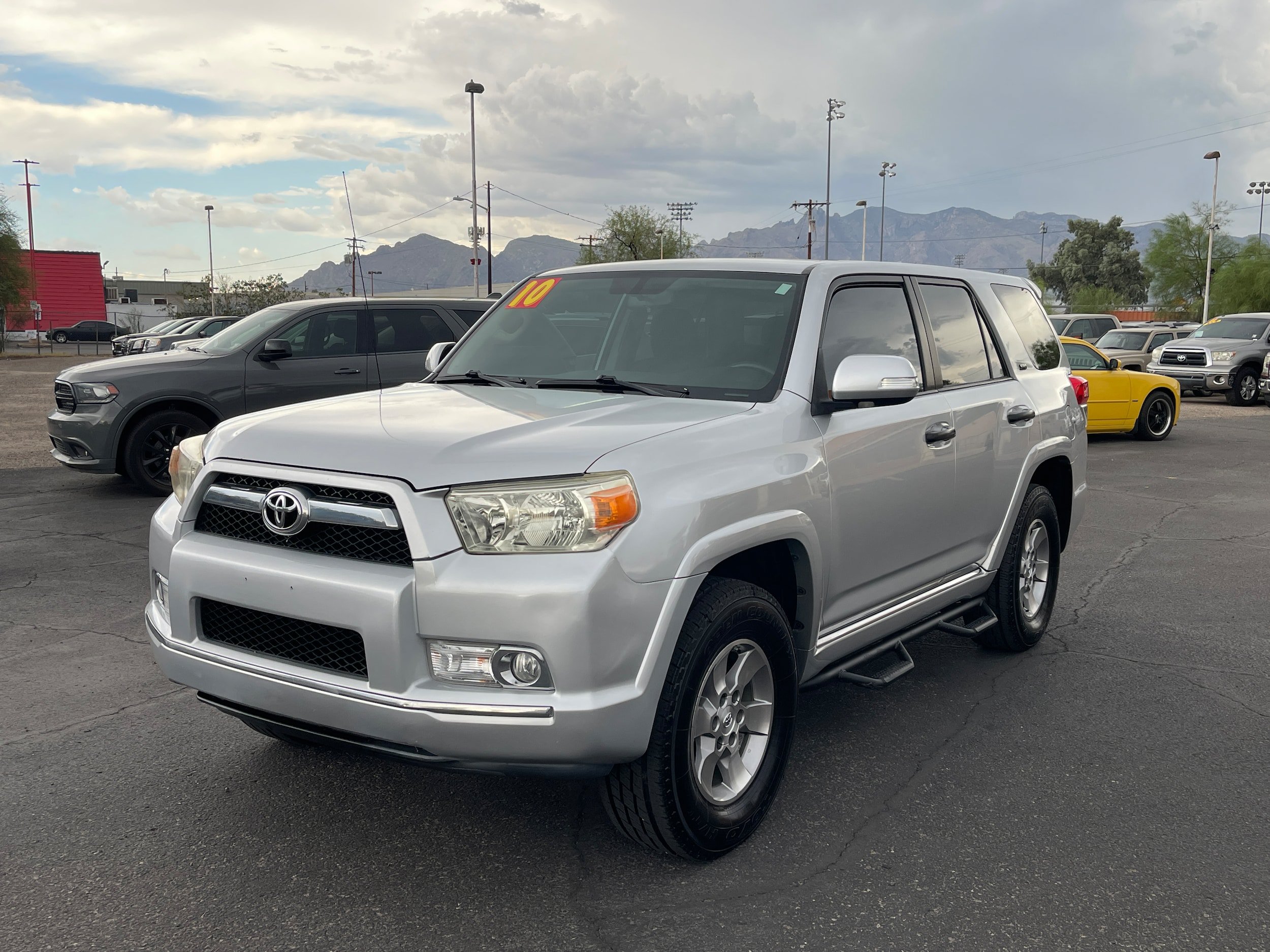 Used 2010 Toyota 4Runner SR5 w/ Convenience Pkg RWD image 1