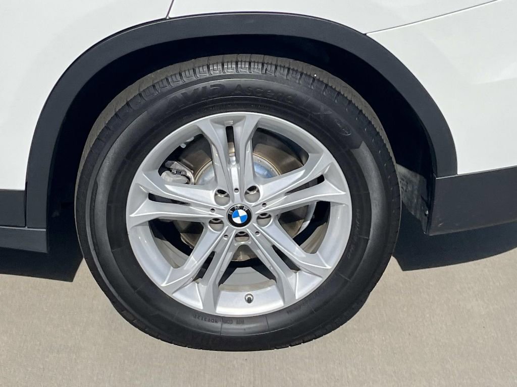 Used 2020 BMW X3 sDrive30i w/ Premium Package image 11