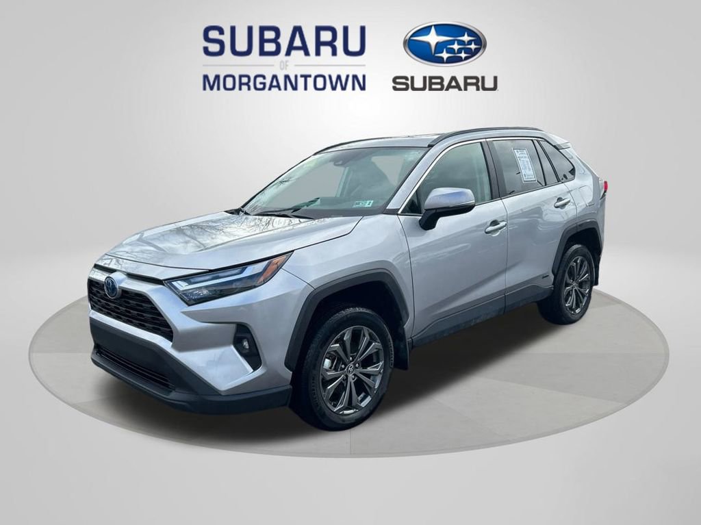 Used 2023 Toyota RAV4 XLE Premium image 1