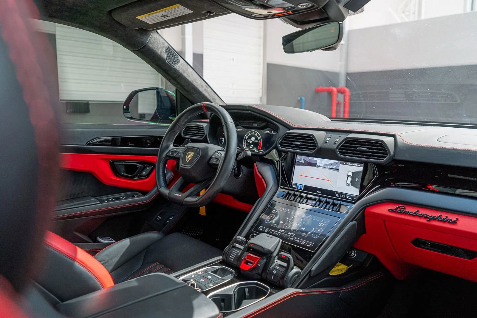 Used 2023 Lamborghini Urus S AWD/4WD image 28