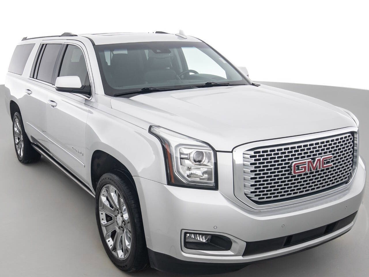 Used 2016 GMC Yukon XL Denali w/ Open Road Package image 1