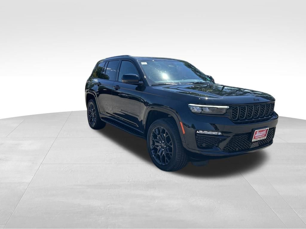 New 2025 Jeep Grand Cherokee Summit image 8