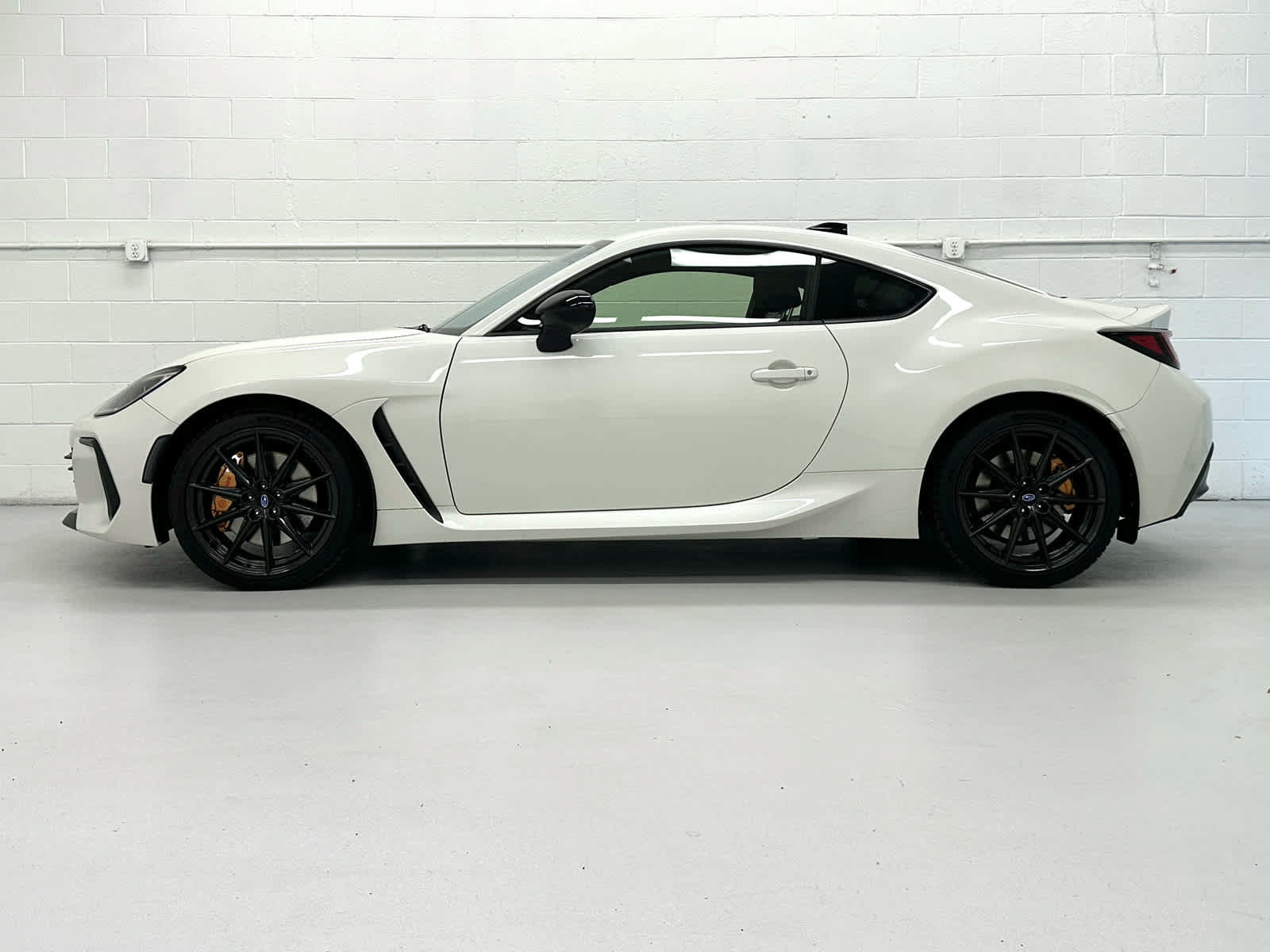 Used 2025 Subaru BRZ tS RWD image 3