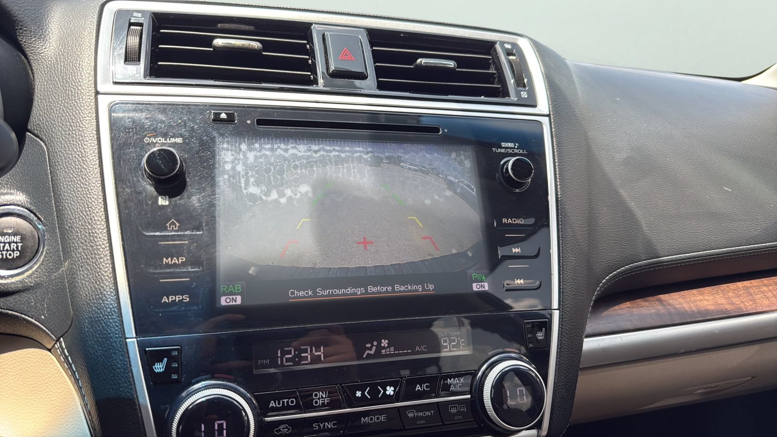 Used 2018 Subaru Outback 2.5i Limited AWD/4WD image 18