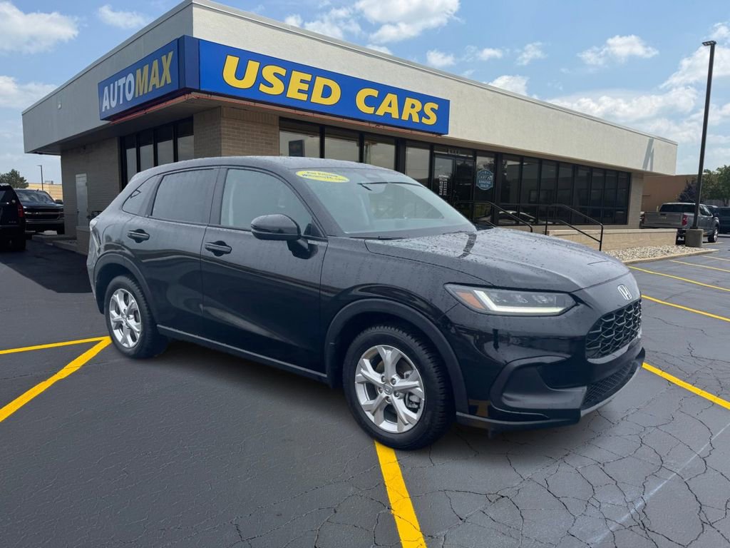 Used 2025 Honda HR-V LX image 4