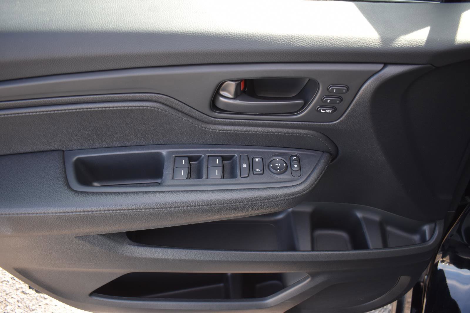 Used 2024 Honda Odyssey Sport image 23