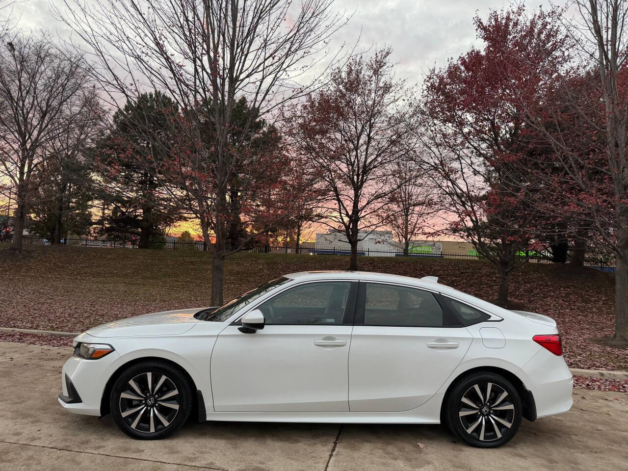 Used 2022 Honda Civic EX image 21