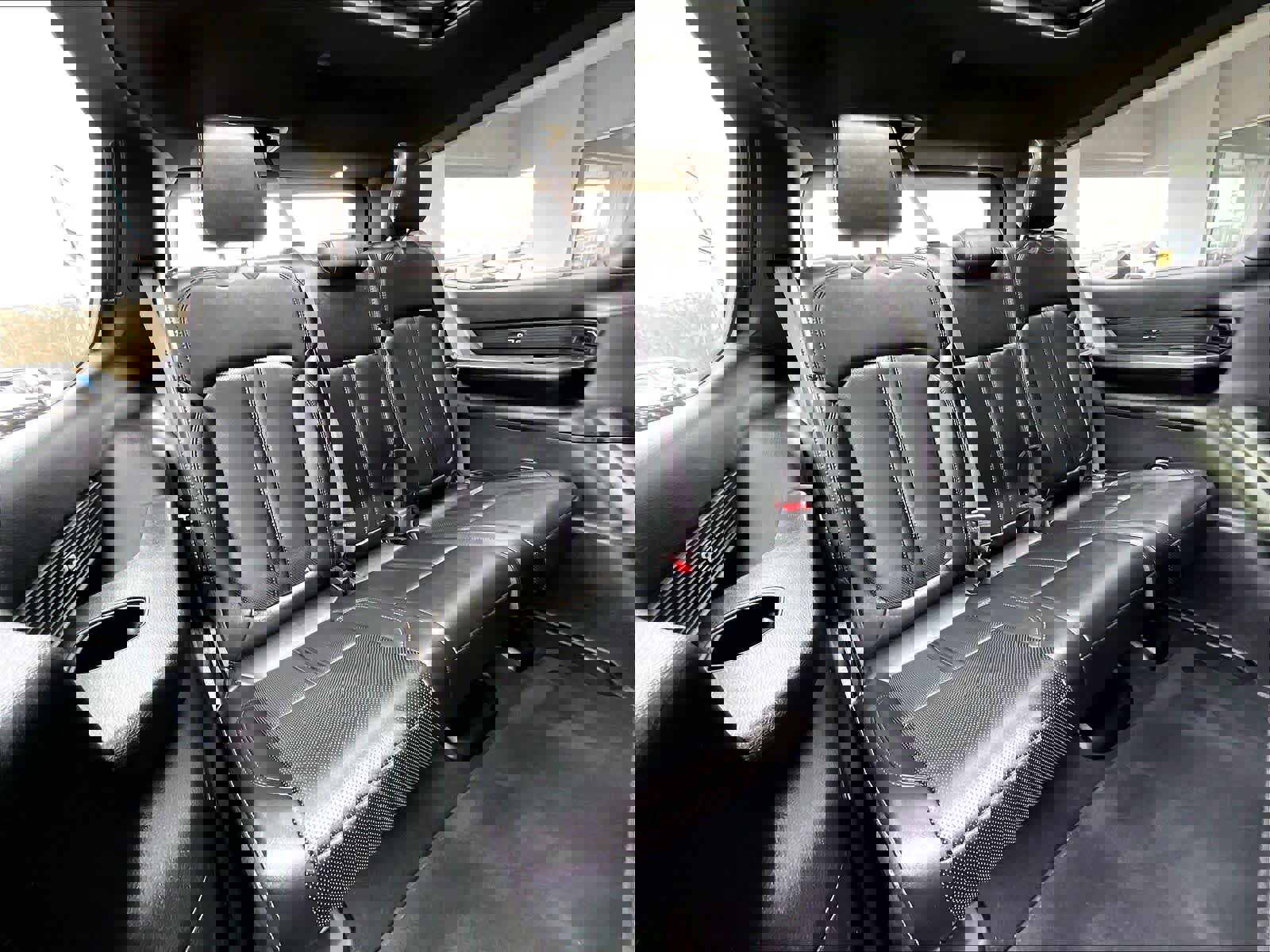 Used 2023 Jeep Wagoneer Series II w/ Convenience Group I image 17