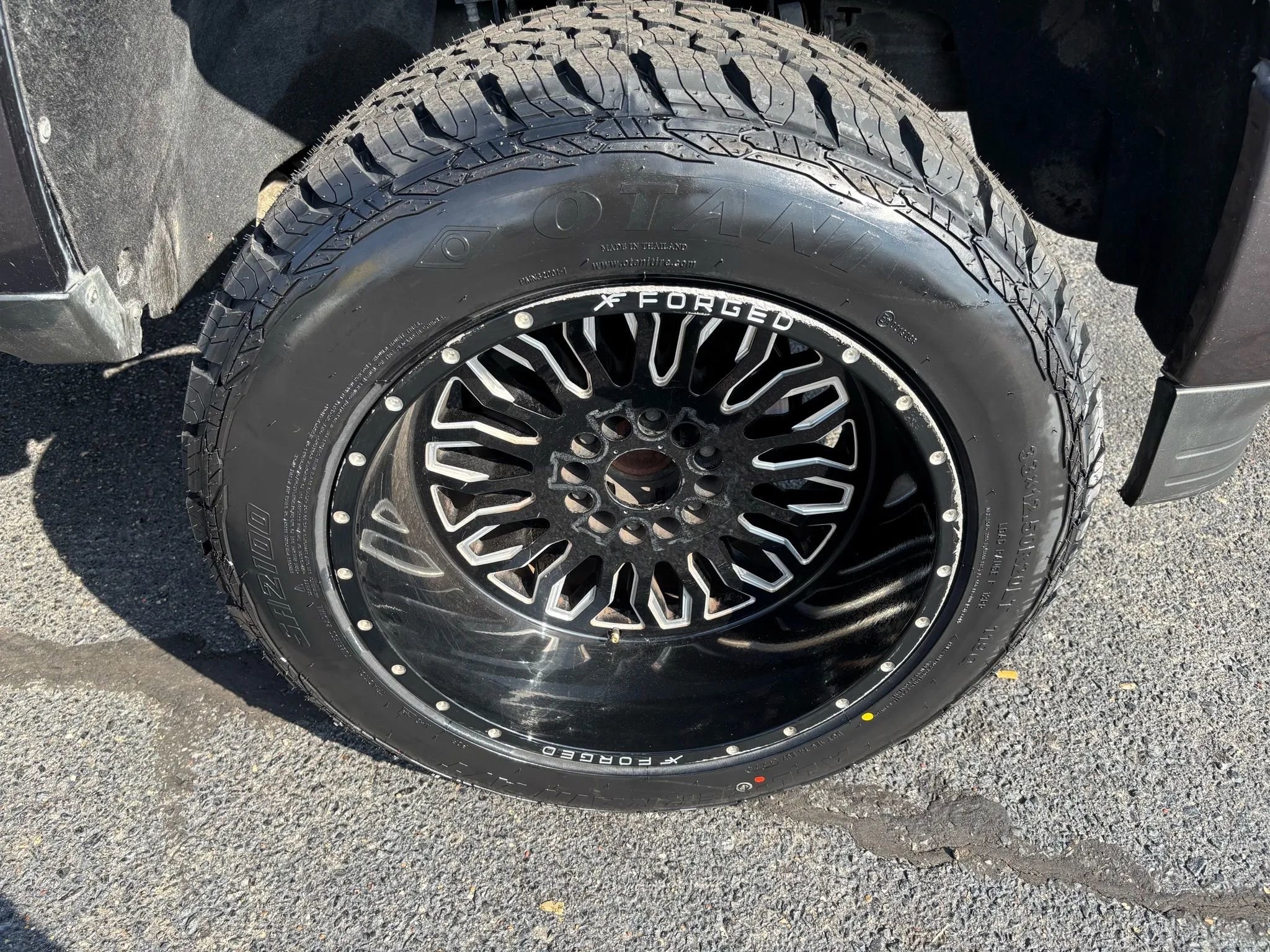 Used 2015 Chevrolet Silverado 1500 LT w/ LT Convenience Package image 19