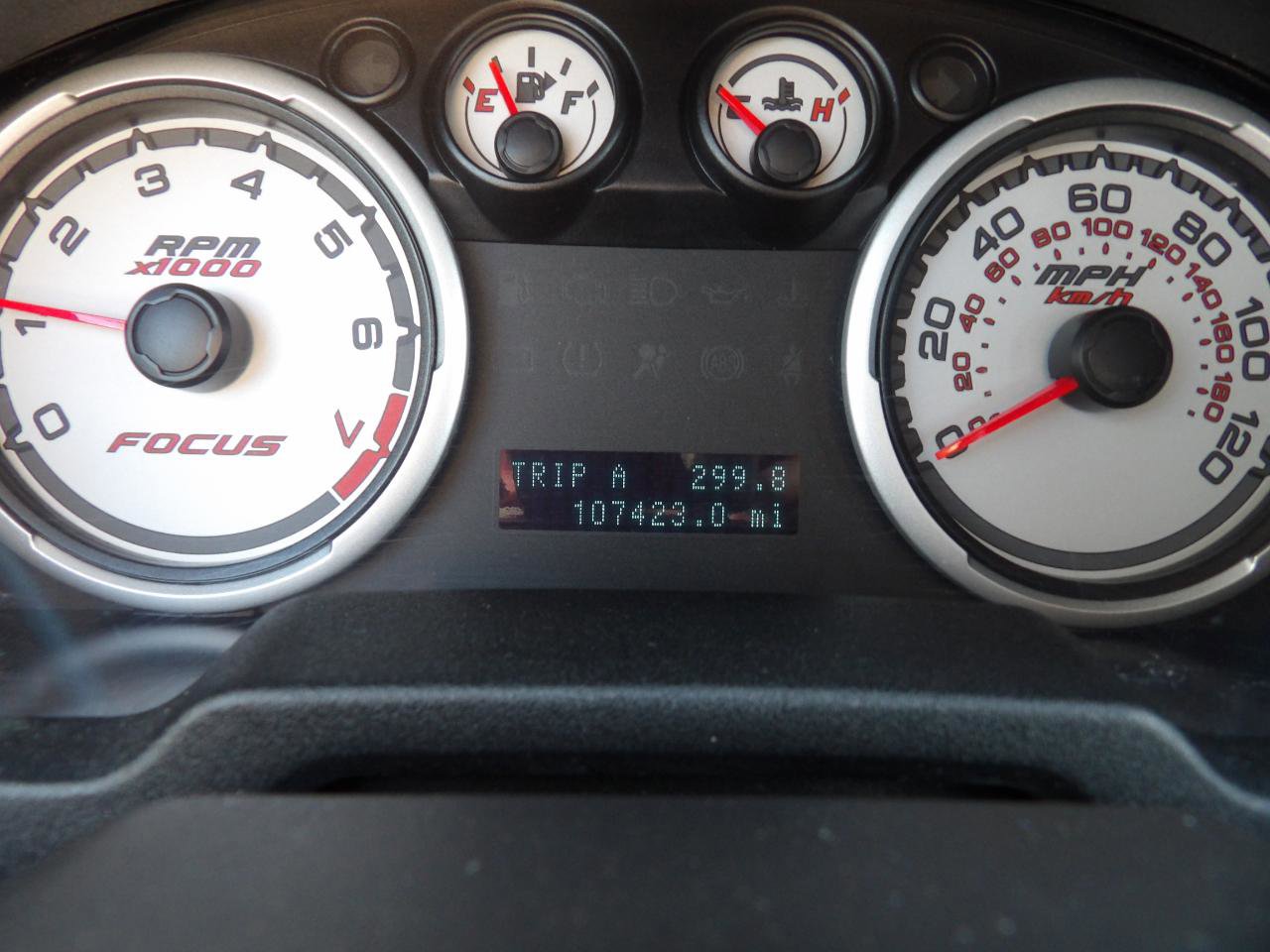 Used 2010 Ford Focus SE image 12