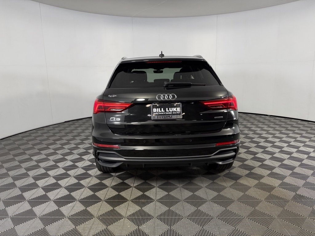 Used 2023 Audi Q3 2.0T Premium image 10