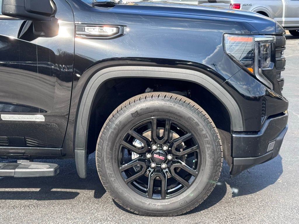 Used 2023 GMC Sierra 1500 Elevation w/ LPO, Elevation Black Package image 42