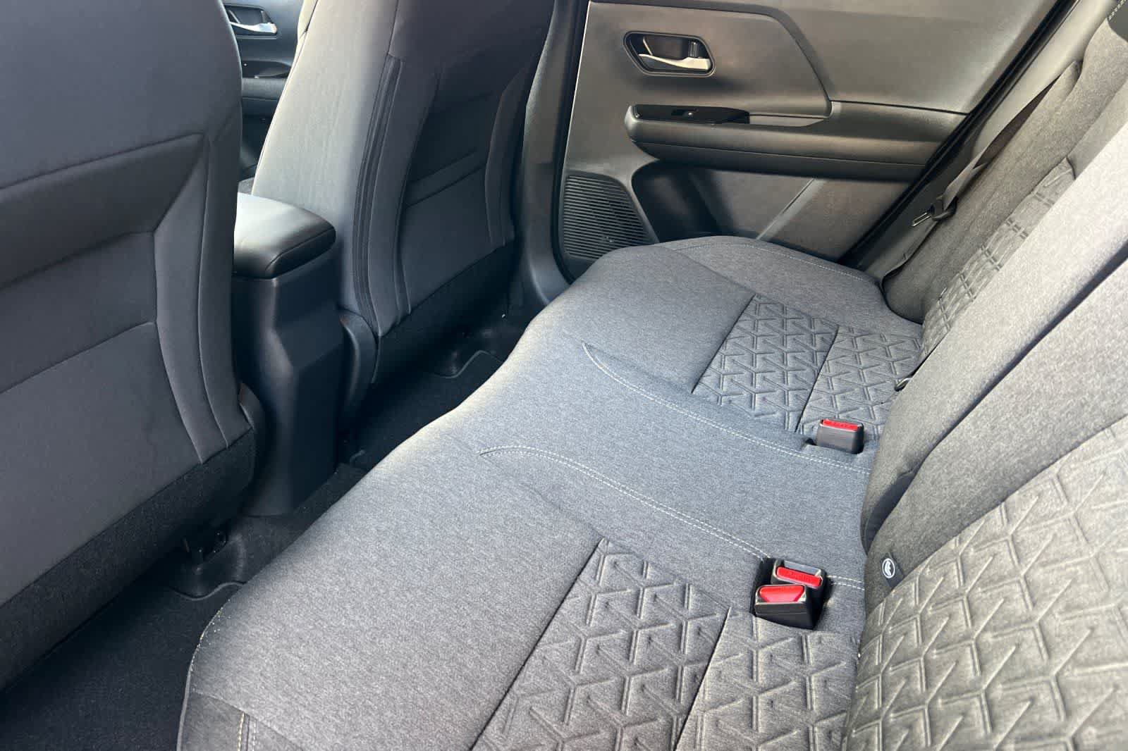 Used 2026 Nissan Kicks SV FWD image 5