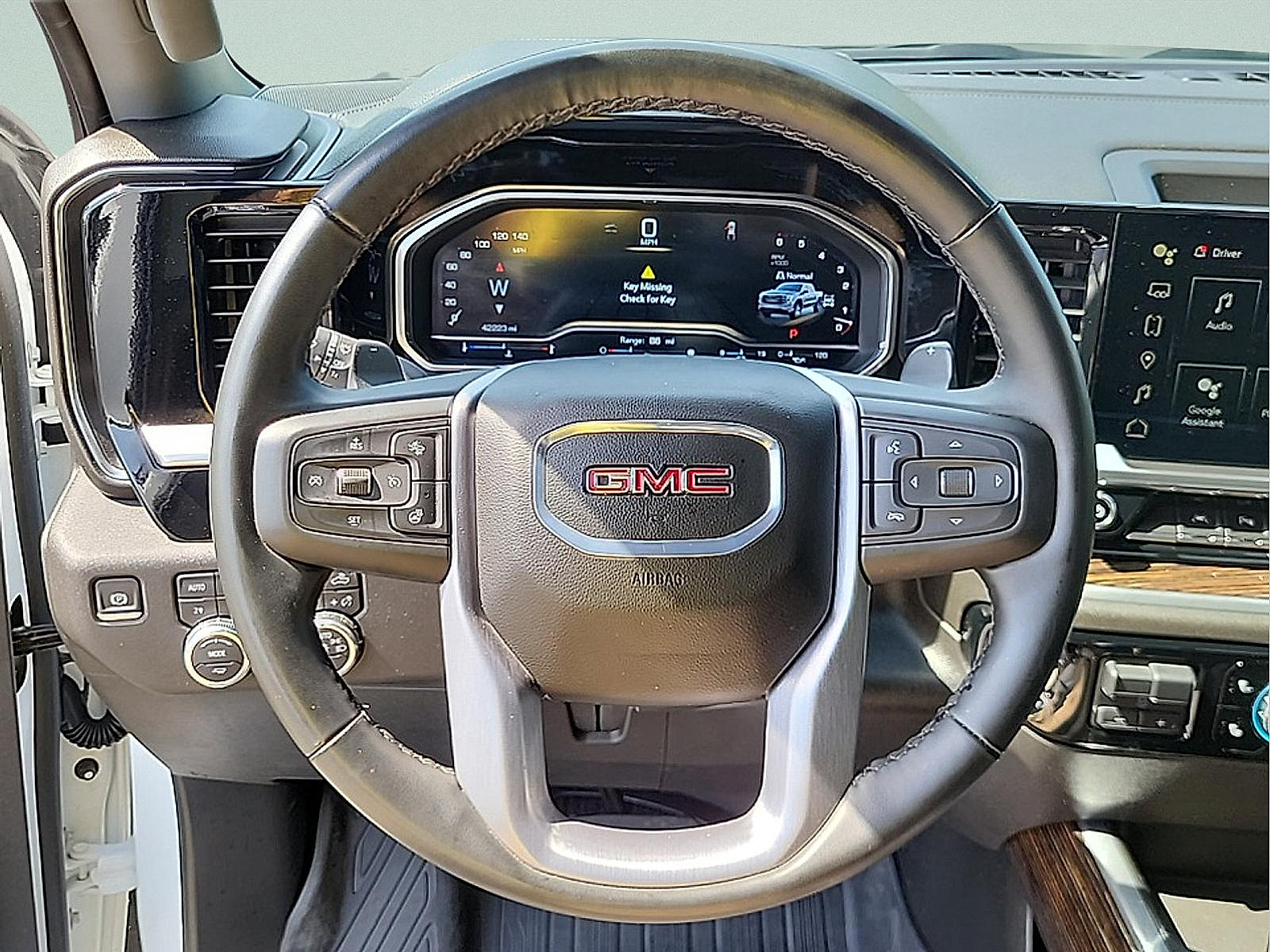 Used 2024 GMC Sierra 1500 Elevation w/ Elevation Premium Package AWD/4WD image 18