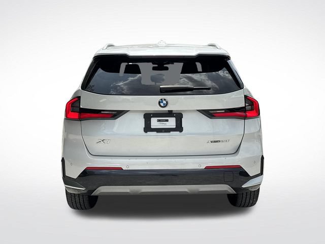 Used 2025 BMW X1 xDrive28i AWD/4WD image 4
