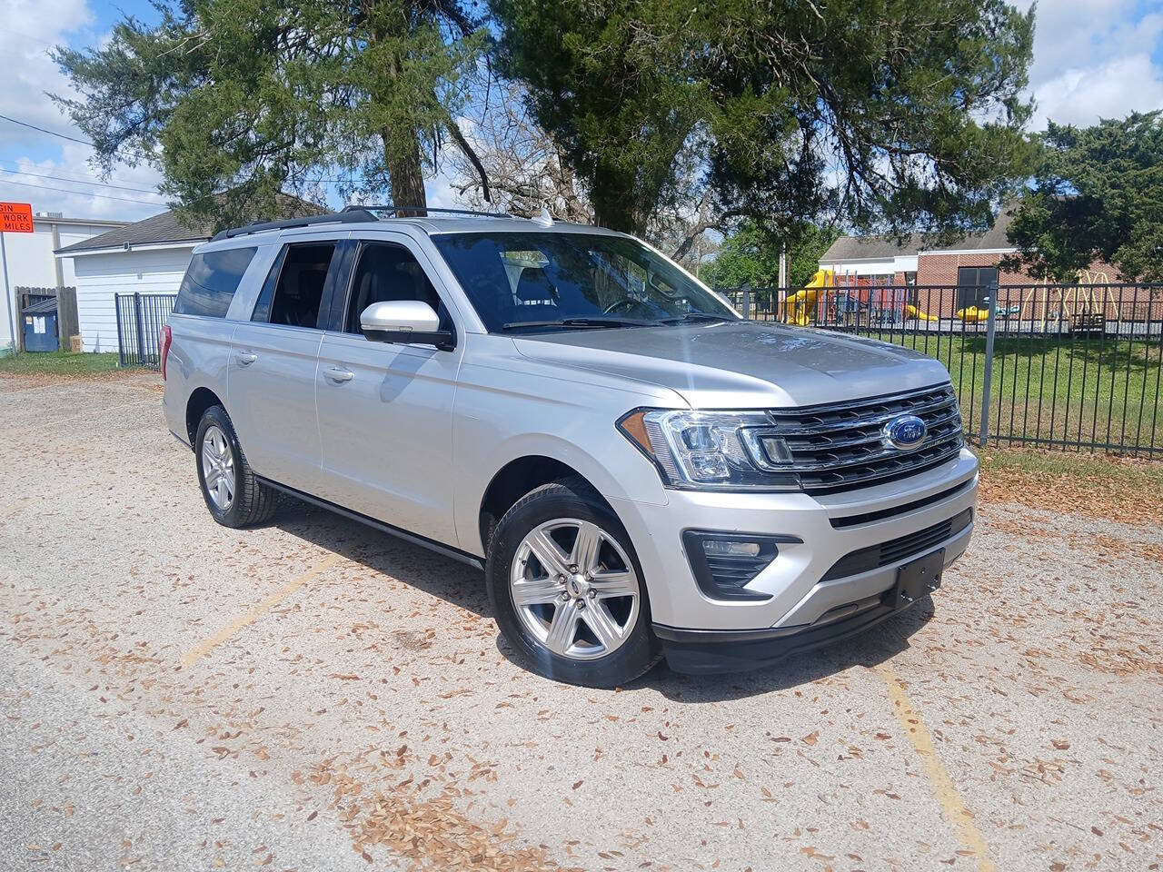 Used 2019 Ford Expedition Max XLT w/ Equipment Group 202A RWD image 1