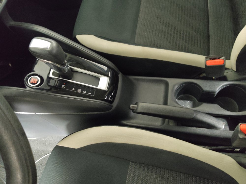 Used 2021 Nissan Versa SV FWD image 26