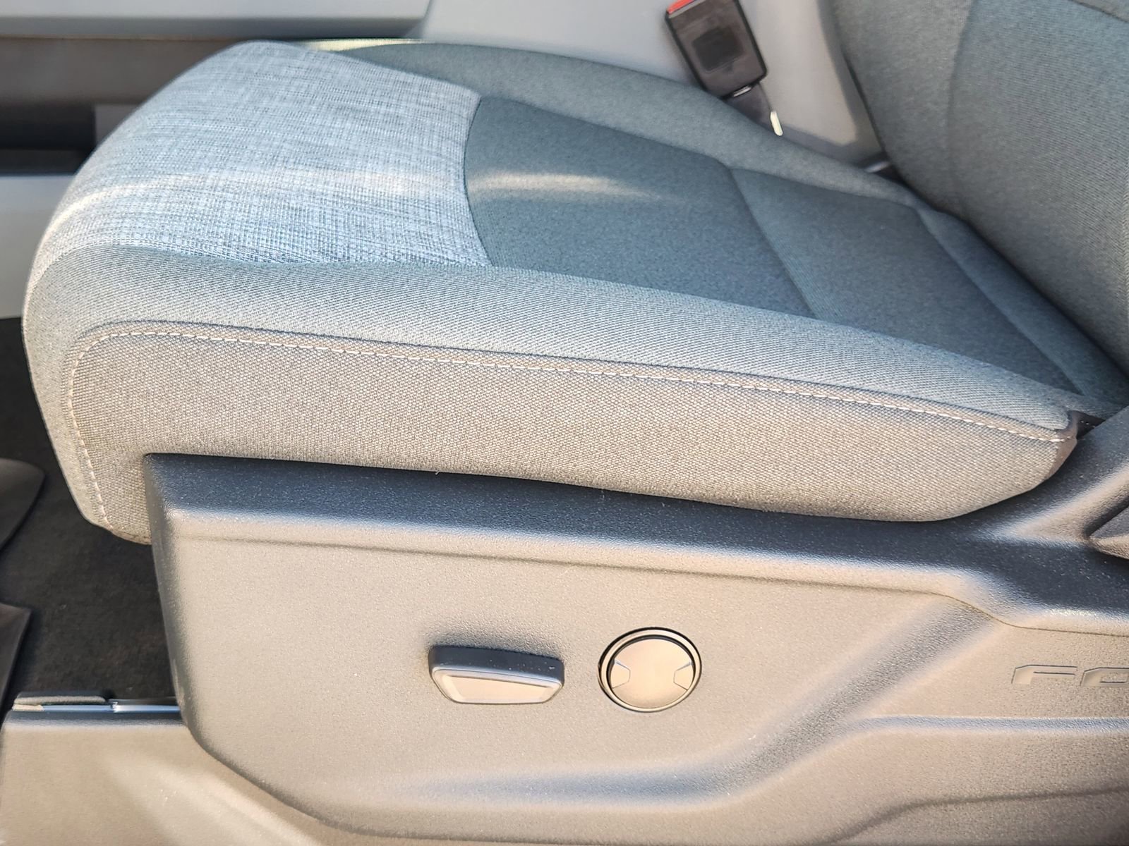 New 2026 Ford F250 XLT w/ XLT Premium Package image 22