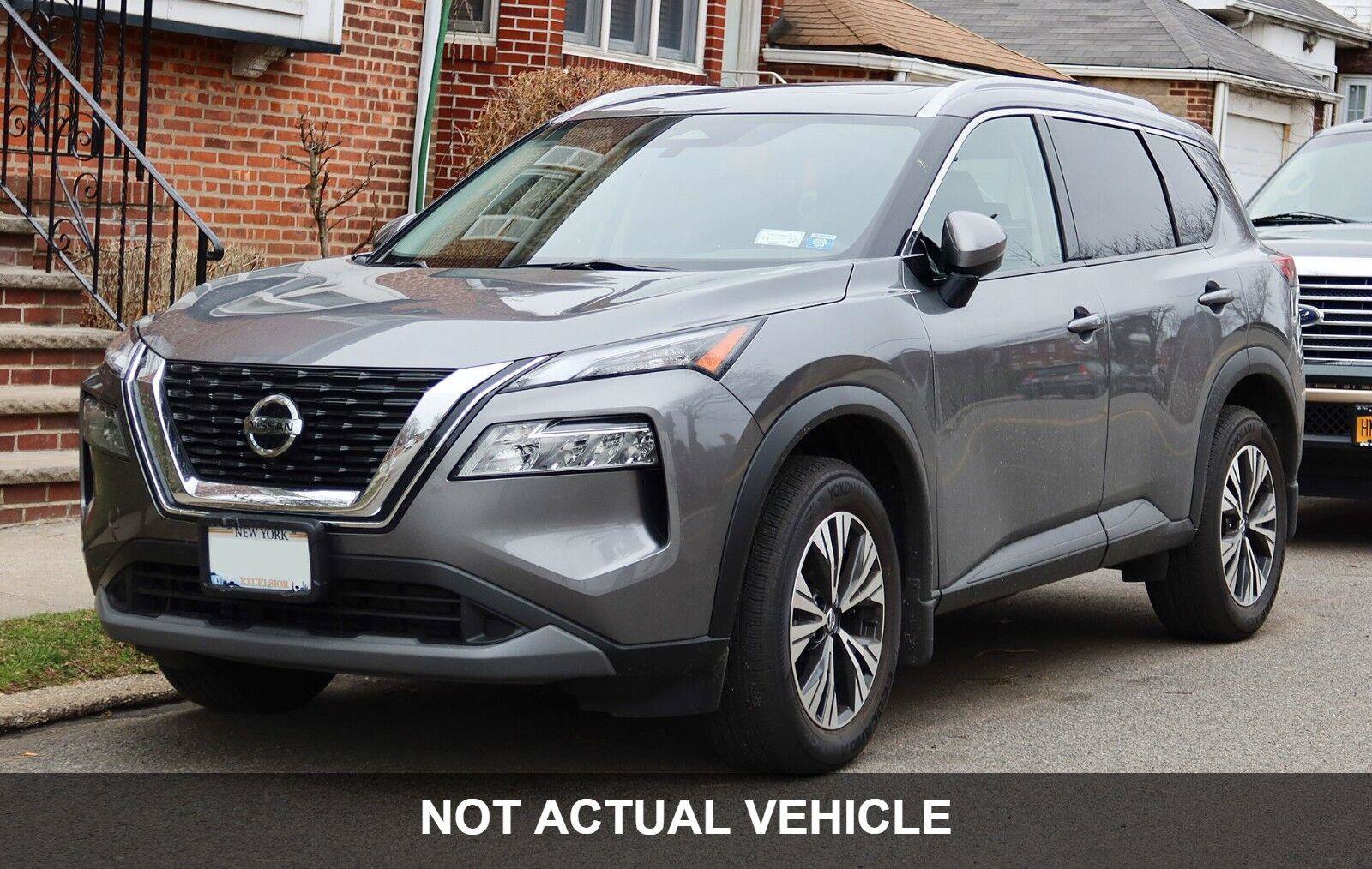 Used 2024 Nissan Rogue S FWD image 1
