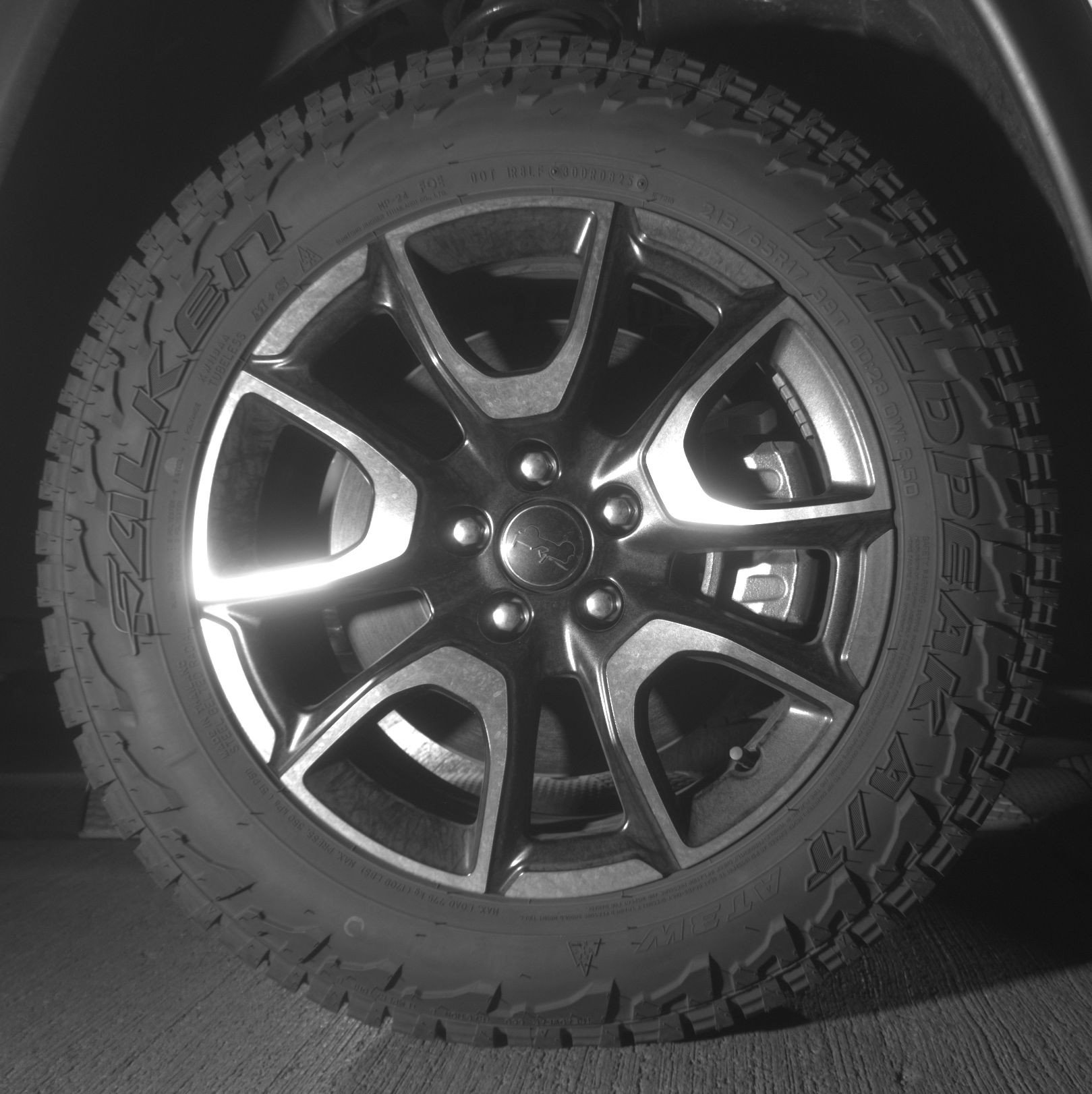 Used 2025 Jeep Compass Trailhawk image 13