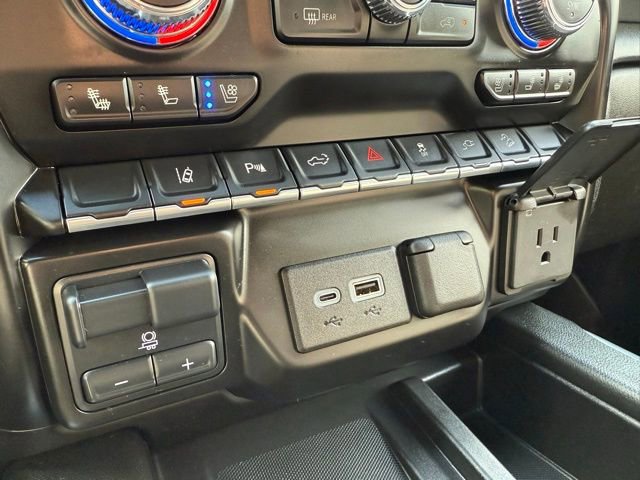 Used 2023 GMC Sierra 2500 AT4 w/ AT4 Preferred Package image 30