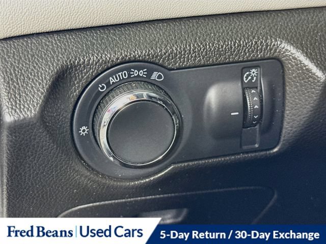 Used 2014 Chevrolet Cruze LS FWD image 14